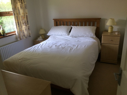 35 SecondBedroom (1) 2016x1512